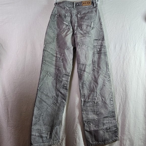 NA-KD Printed Grey Wide Leg Jeans SZ 32 Grunge - Picture 2 of 15